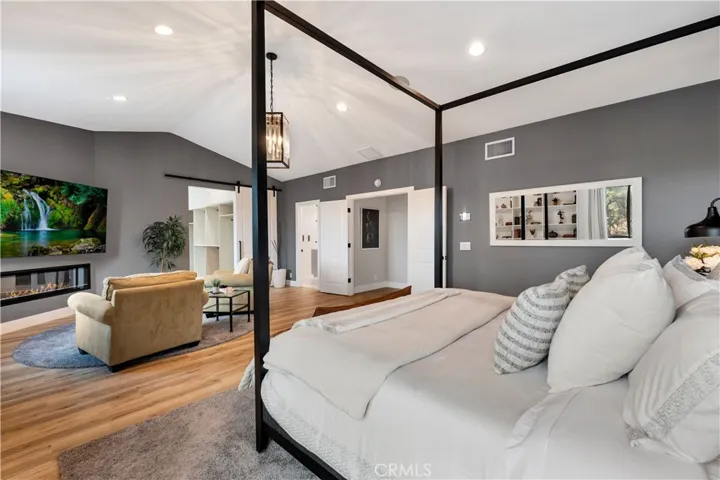 29219 Laro Drive, Agoura Hills, California 91301