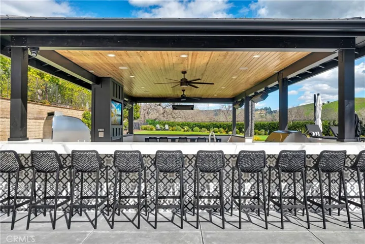 29219 Laro Drive, Agoura Hills, California 91301