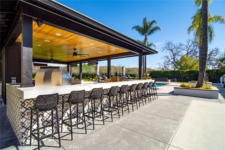 29219 Laro Drive, Agoura Hills, California 91301
