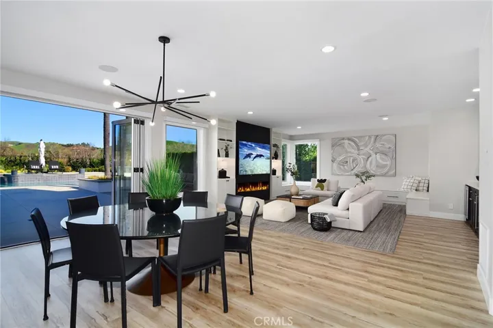 29219 Laro Drive, Agoura Hills, California 91301