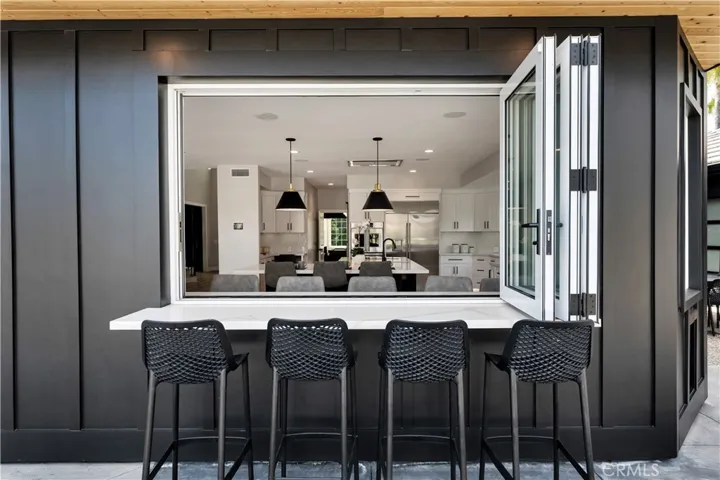 29219 Laro Drive, Agoura Hills, California 91301
