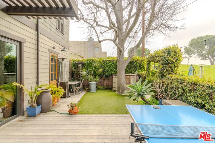 5903 Tellefson Road, Culver City, California 90230