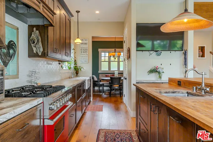 5903 Tellefson Road, Culver City, California 90230