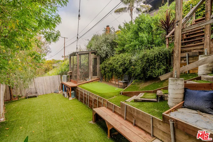 5903 Tellefson Road, Culver City, California 90230