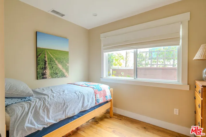 5903 Tellefson Road, Culver City, California 90230