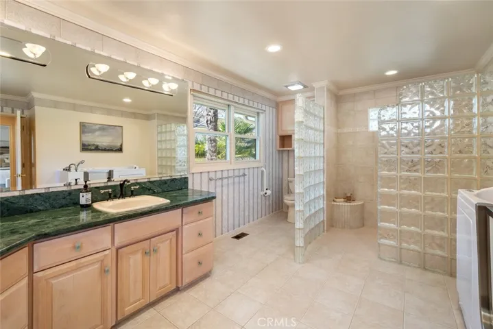 1818 Valle Vista Place, San Luis Obispo, California 93405