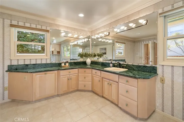 1818 Valle Vista Place, San Luis Obispo, California 93405