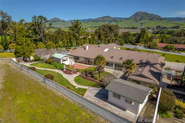 1818 Valle Vista Place, San Luis Obispo, California 93405