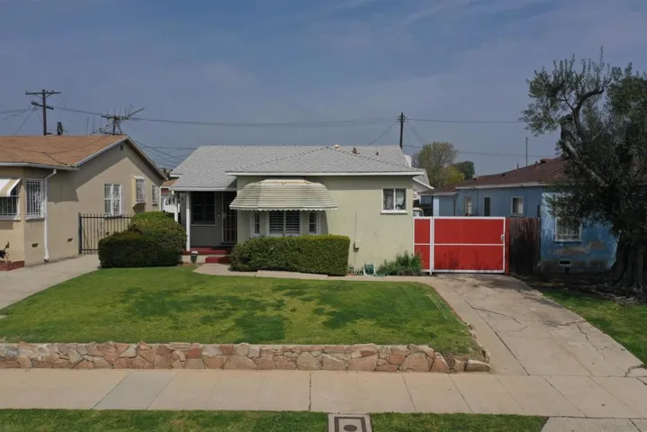 3955 W 64th St., Los Angeles, California 90043