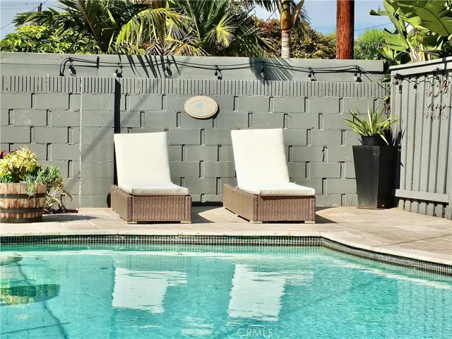 3392 Rowena Drive, Los Alamitos, California 90720