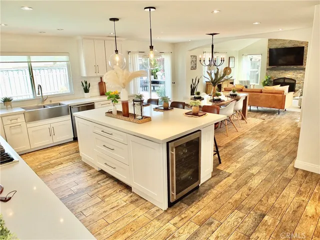 3392 Rowena Drive, Los Alamitos, California 90720