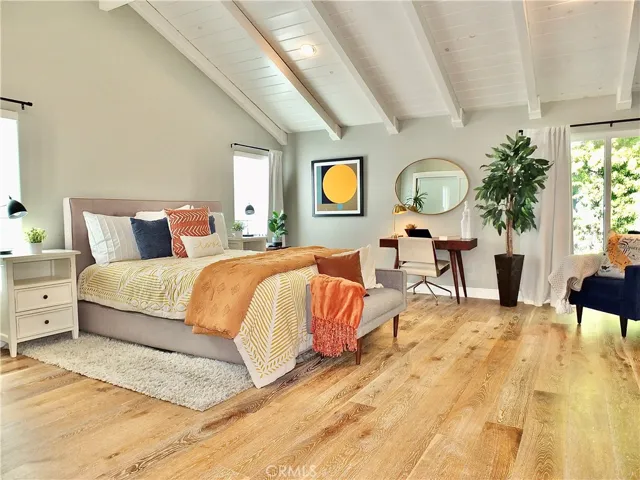3392 Rowena Drive, Los Alamitos, California 90720