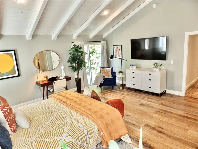 3392 Rowena Drive, Los Alamitos, California 90720