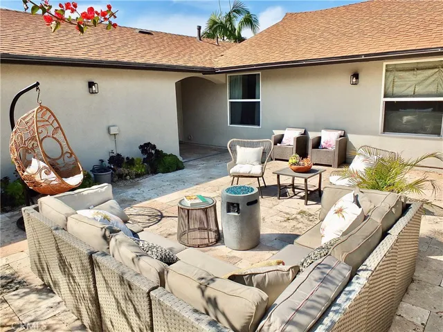 3392 Rowena Drive, Los Alamitos, California 90720