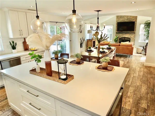 3392 Rowena Drive, Los Alamitos, California 90720