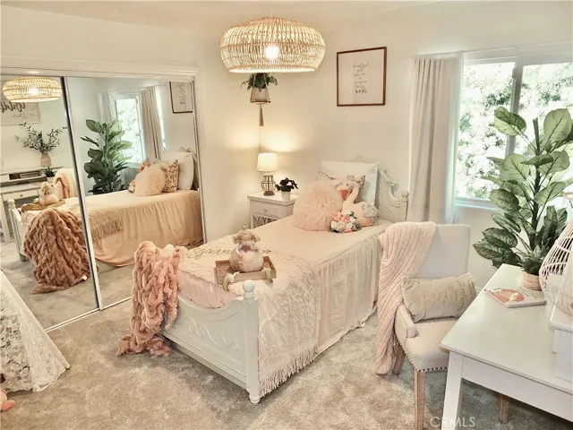 3392 Rowena Drive, Los Alamitos, California 90720