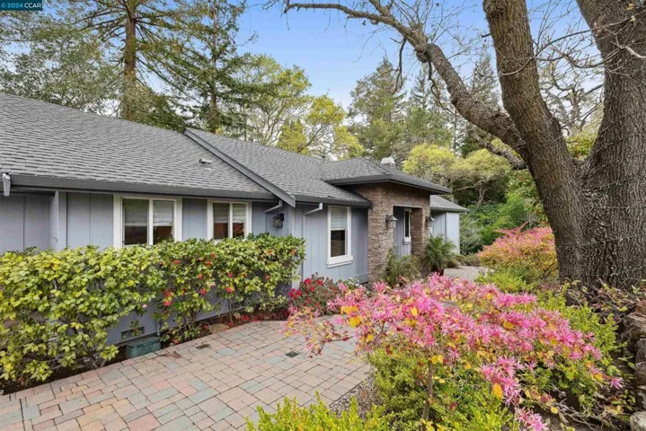 1035 North Thompson, Lafayette, California 94549