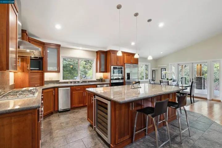 1035 North Thompson, Lafayette, California 94549