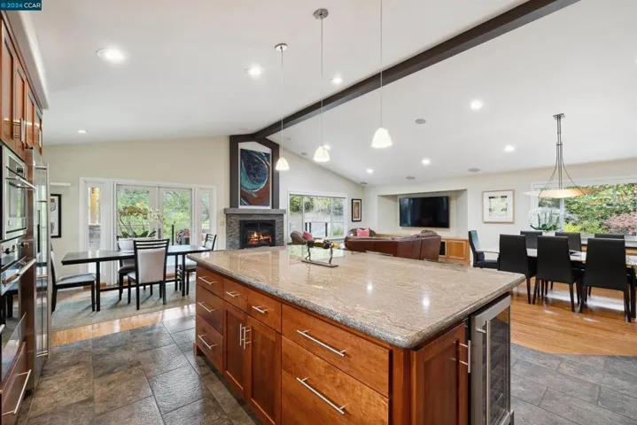 1035 North Thompson, Lafayette, California 94549