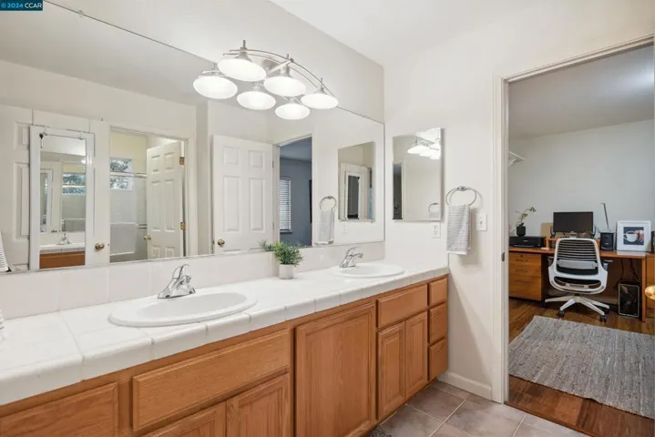 1035 North Thompson, Lafayette, California 94549