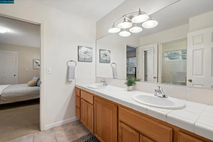 1035 North Thompson, Lafayette, California 94549