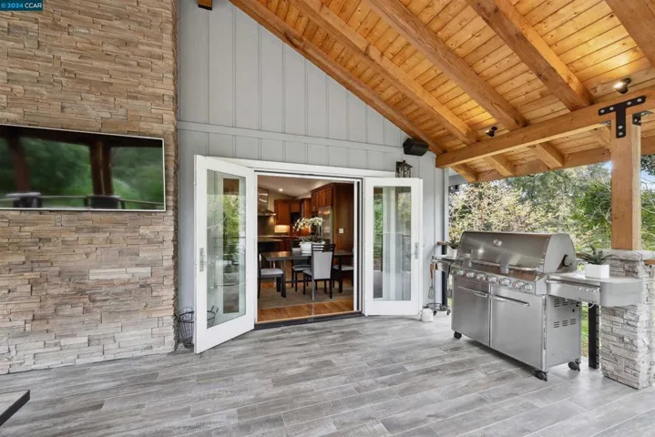 1035 North Thompson, Lafayette, California 94549