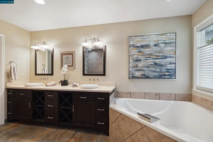 1035 North Thompson, Lafayette, California 94549