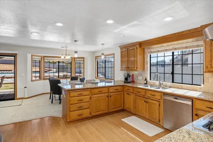 16319 Wikiup Rd, Ramona, California 92065