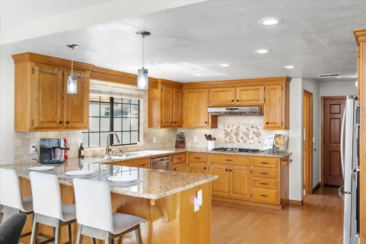 16319 Wikiup Rd, Ramona, California 92065