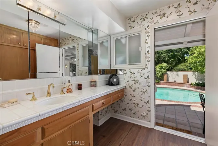 245 S Valley Street, Burbank, California 91505