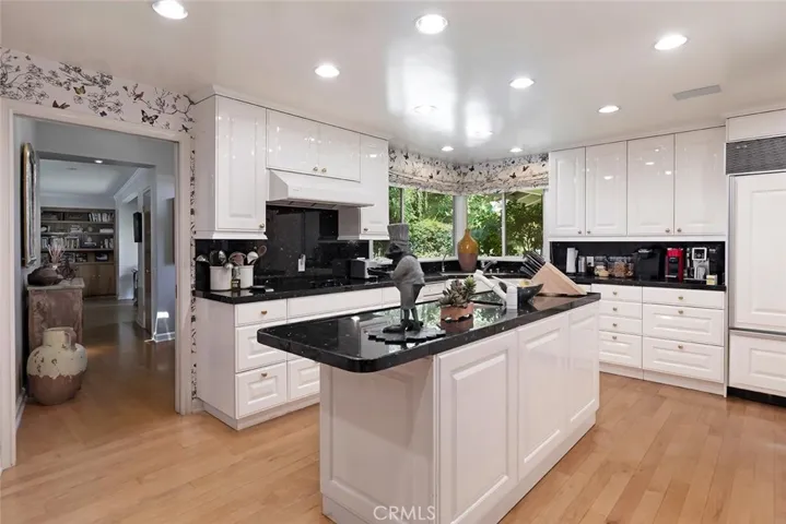 245 S Valley Street, Burbank, California 91505