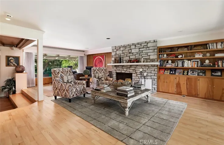 245 S Valley Street, Burbank, California 91505