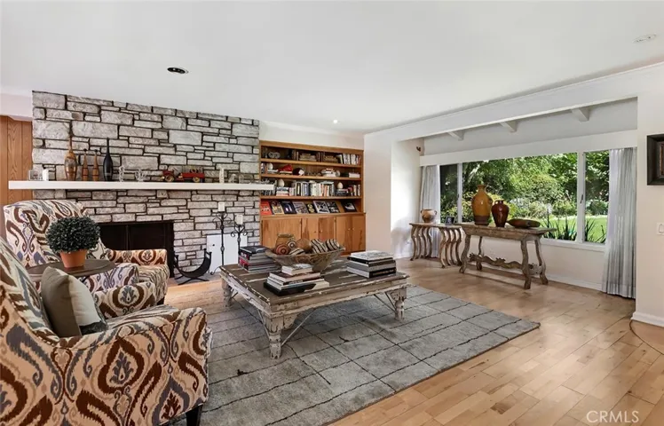 245 S Valley Street, Burbank, California 91505