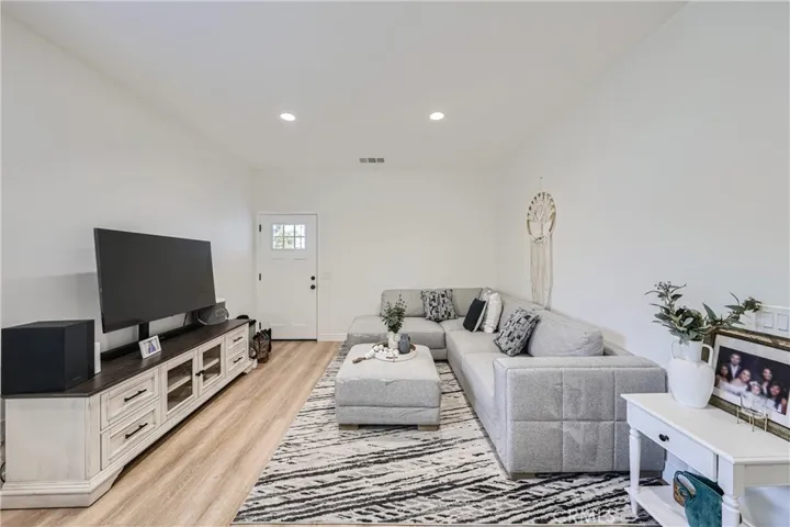 1531 S Dallas Drive, Anaheim, California 92804