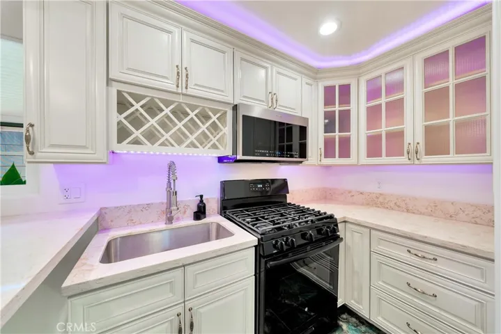 1530 N Coast B2, Laguna Beach, California 92651