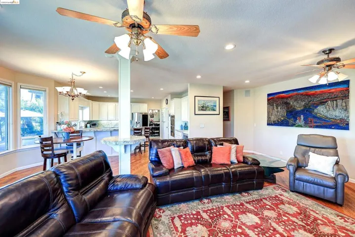 1001 Saint Andrews Dr, Discovery Bay, California 94505