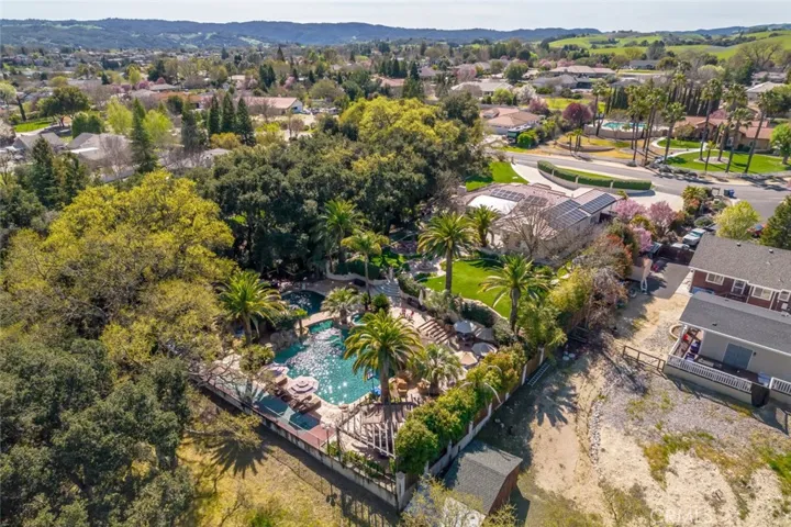 155 Conover Lane, Templeton, California 93465