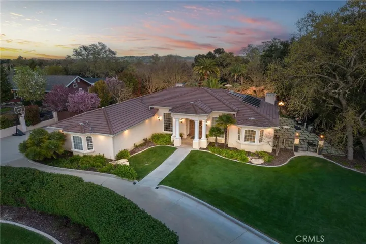 155 Conover Lane, Templeton, California 93465
