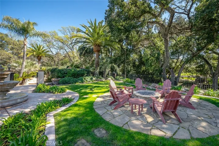 155 Conover Lane, Templeton, California 93465