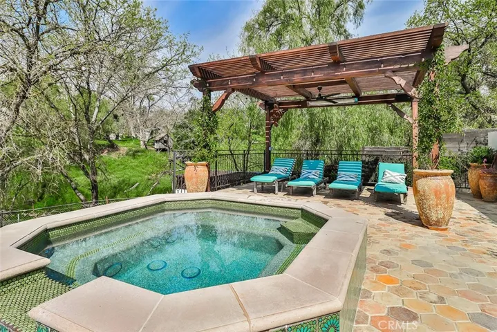 5617 Colodny Drive, Agoura Hills, California 91301