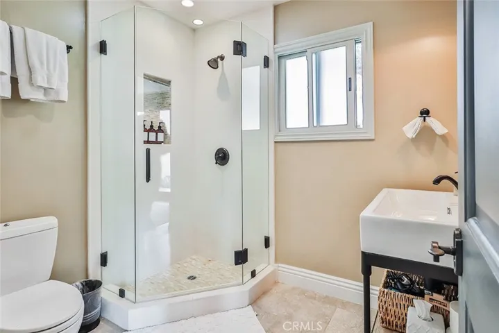 5617 Colodny Drive, Agoura Hills, California 91301