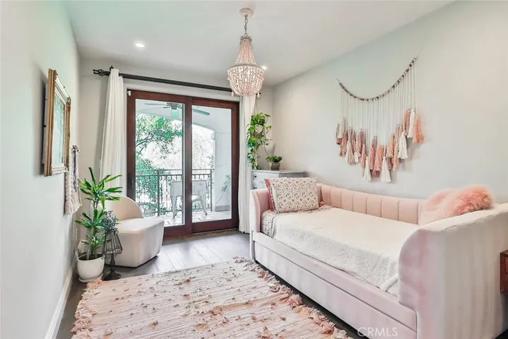 5617 Colodny Drive, Agoura Hills, California 91301