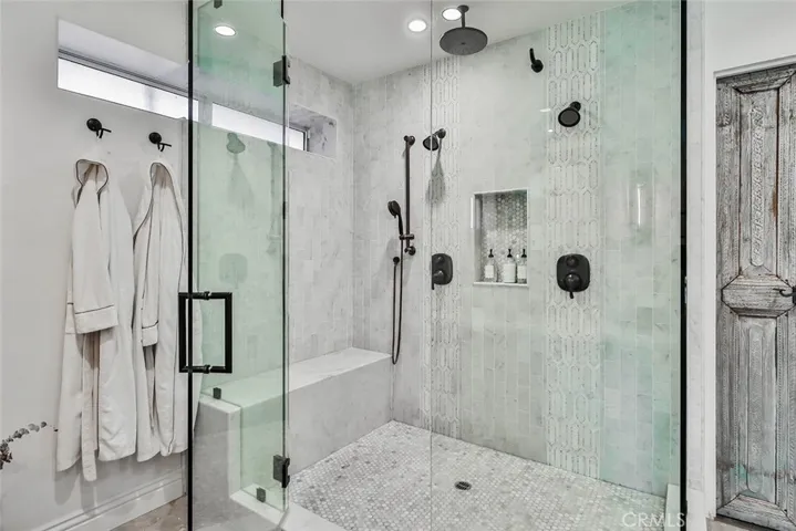 5617 Colodny Drive, Agoura Hills, California 91301