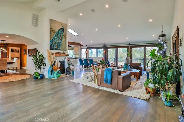 5617 Colodny Drive, Agoura Hills, California 91301
