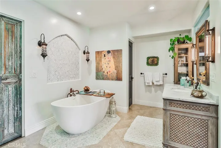 5617 Colodny Drive, Agoura Hills, California 91301