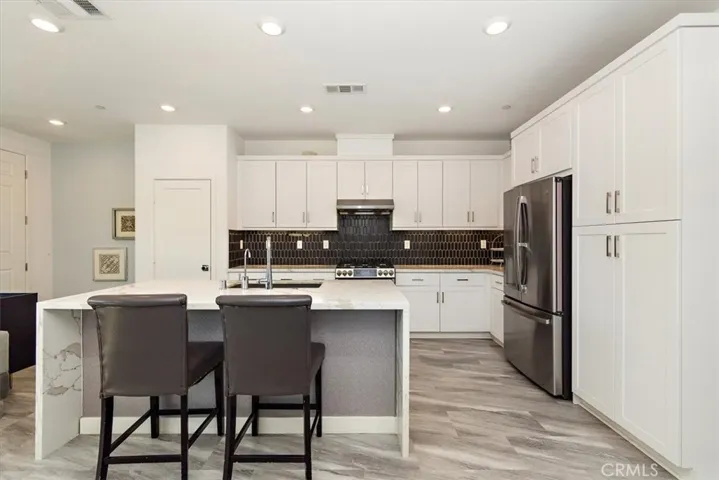 12096 Turnleaf Avenue, Whittier, California 90602
