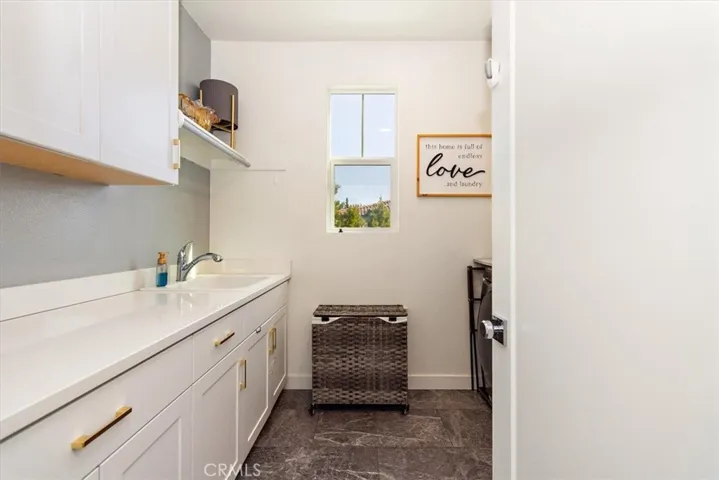12096 Turnleaf Avenue, Whittier, California 90602