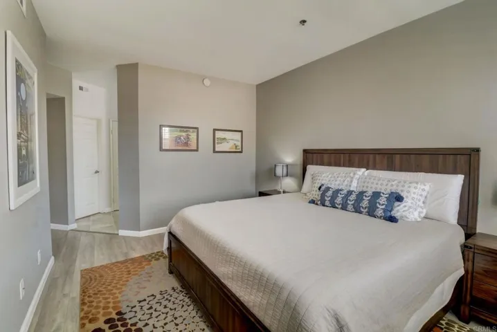 640 Camino De La Reina 1308, San Diego, California 92108