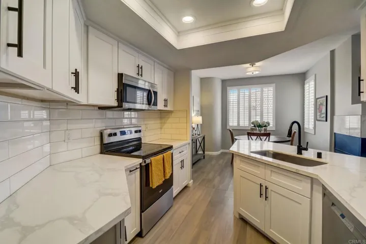 640 Camino De La Reina 1308, San Diego, California 92108