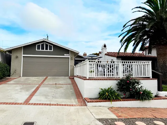107 W Avenida Cadiz, San Clemente, California 92672